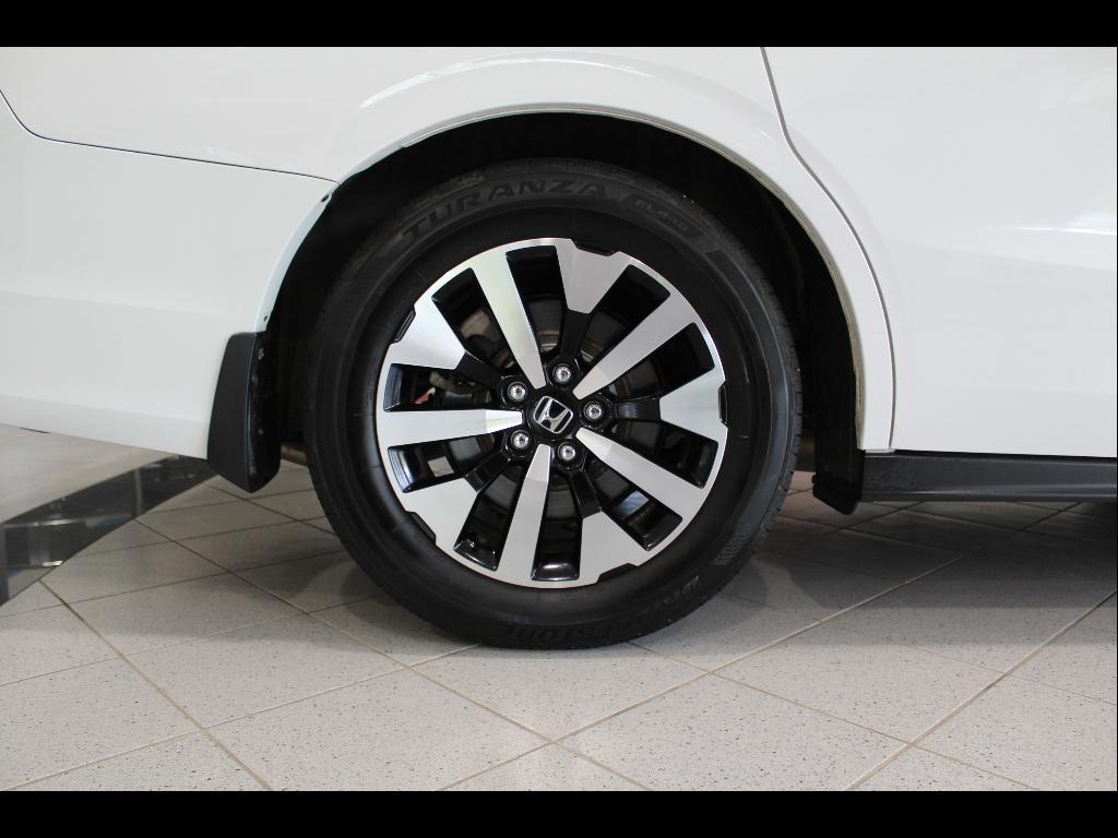 used 2025 Honda Odyssey car, priced at $38,948