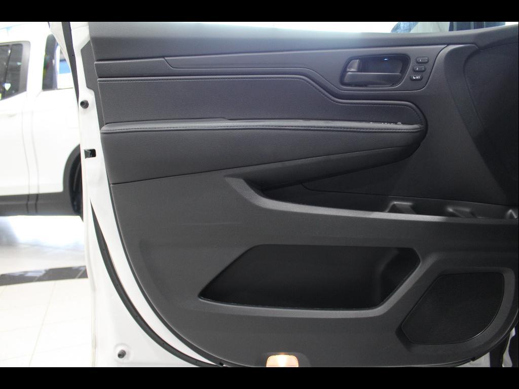 used 2025 Honda Odyssey car, priced at $38,948