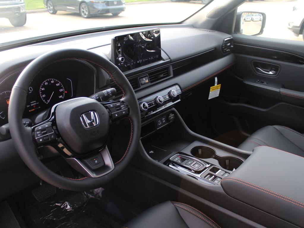 new 2025 Honda Pilot car, priced at $48,842