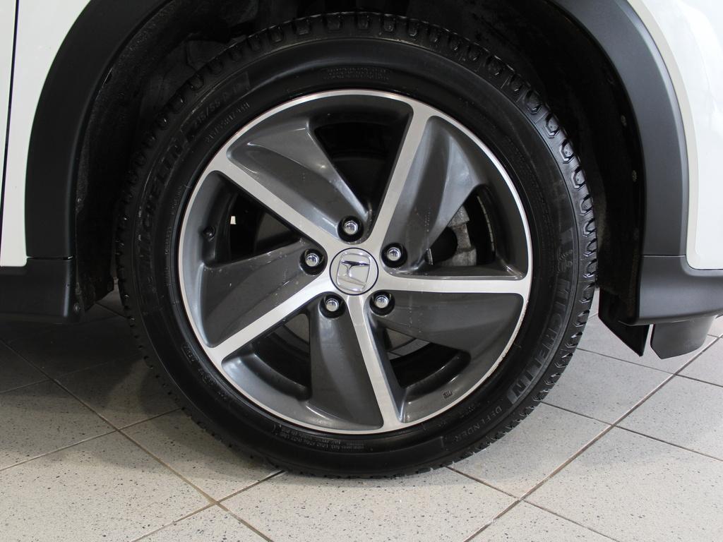 used 2021 Honda HR-V car, priced at $21,500