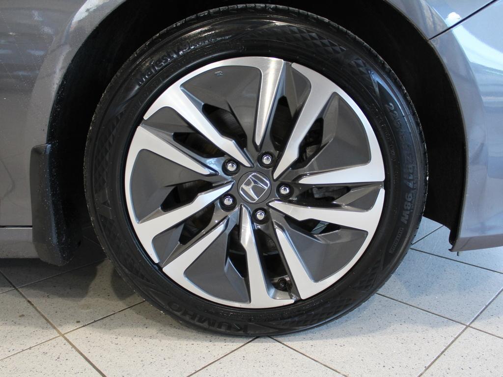 used 2019 Honda Accord Hybrid car, priced at $22,000