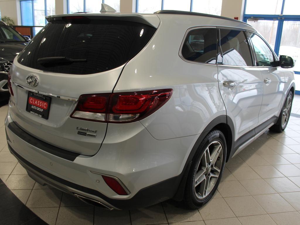 used 2017 Hyundai Santa Fe car