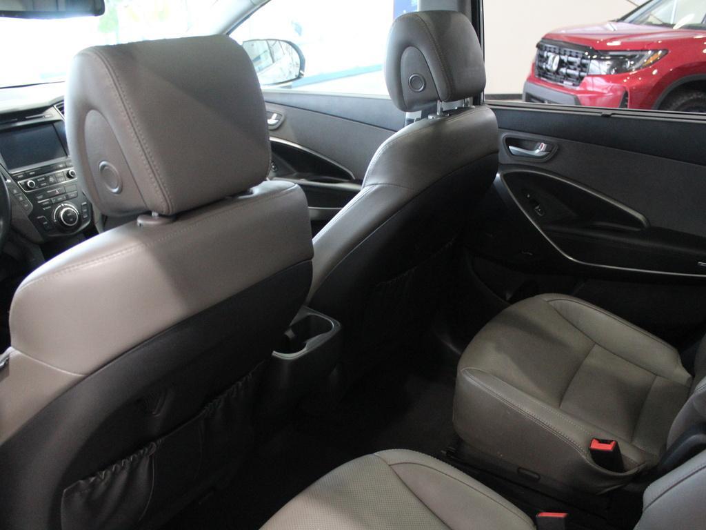 used 2017 Hyundai Santa Fe car