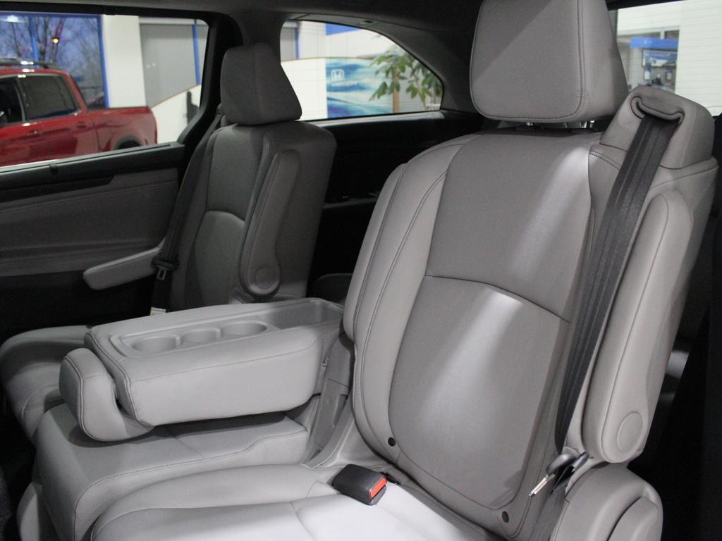 used 2023 Honda Odyssey car, priced at $27,490
