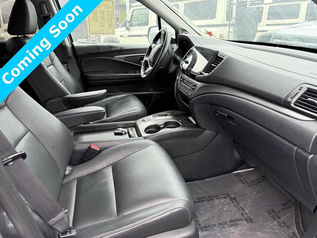 used 2022 Honda Pilot car, priced at $30,980