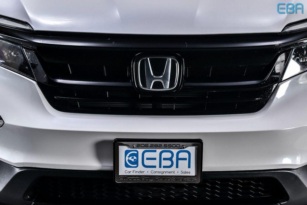 used 2022 Honda Pilot car, priced at $30,980