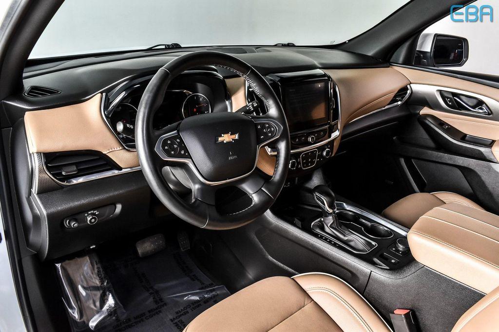 used 2023 Chevrolet Traverse car, priced at $36,980
