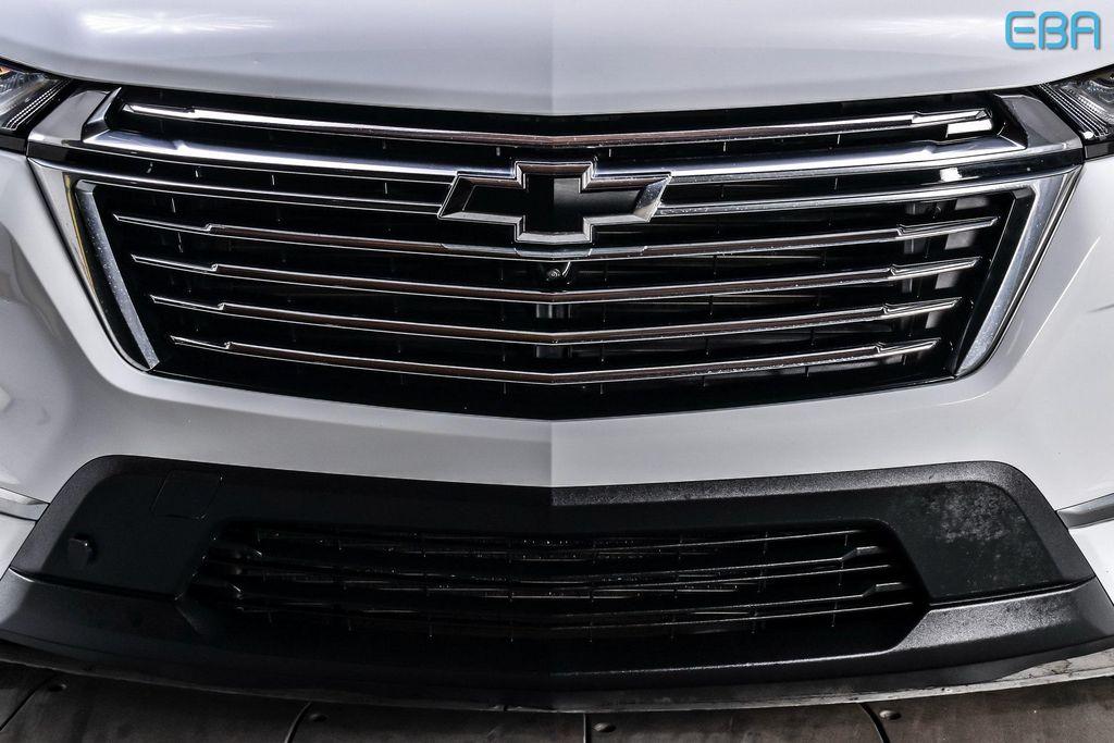 used 2023 Chevrolet Traverse car, priced at $36,980