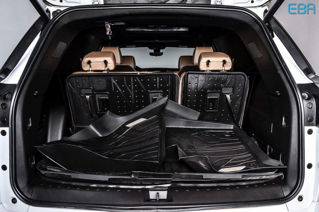 used 2023 Chevrolet Traverse car, priced at $36,980