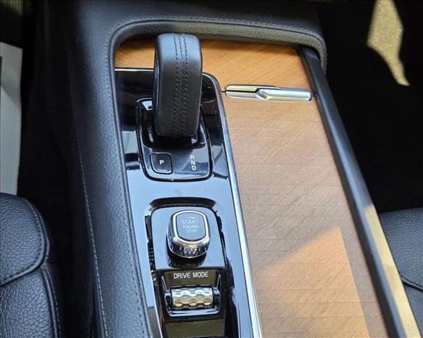 used 2021 Volvo XC90 Recharge Plug-In Hybrid car, priced at $33,797