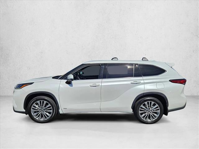 used 2023 Toyota Highlander Hybrid car, priced at $45,591