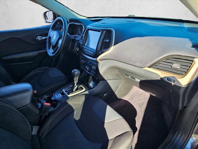 used 2016 Jeep Cherokee car, priced at $10,995