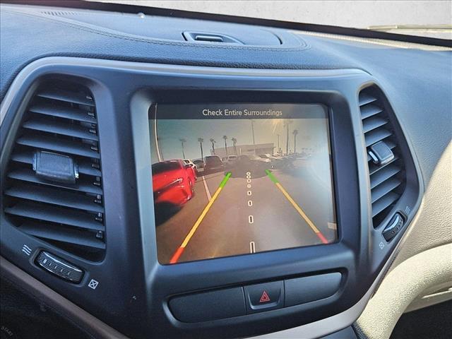 used 2016 Jeep Cherokee car, priced at $10,995