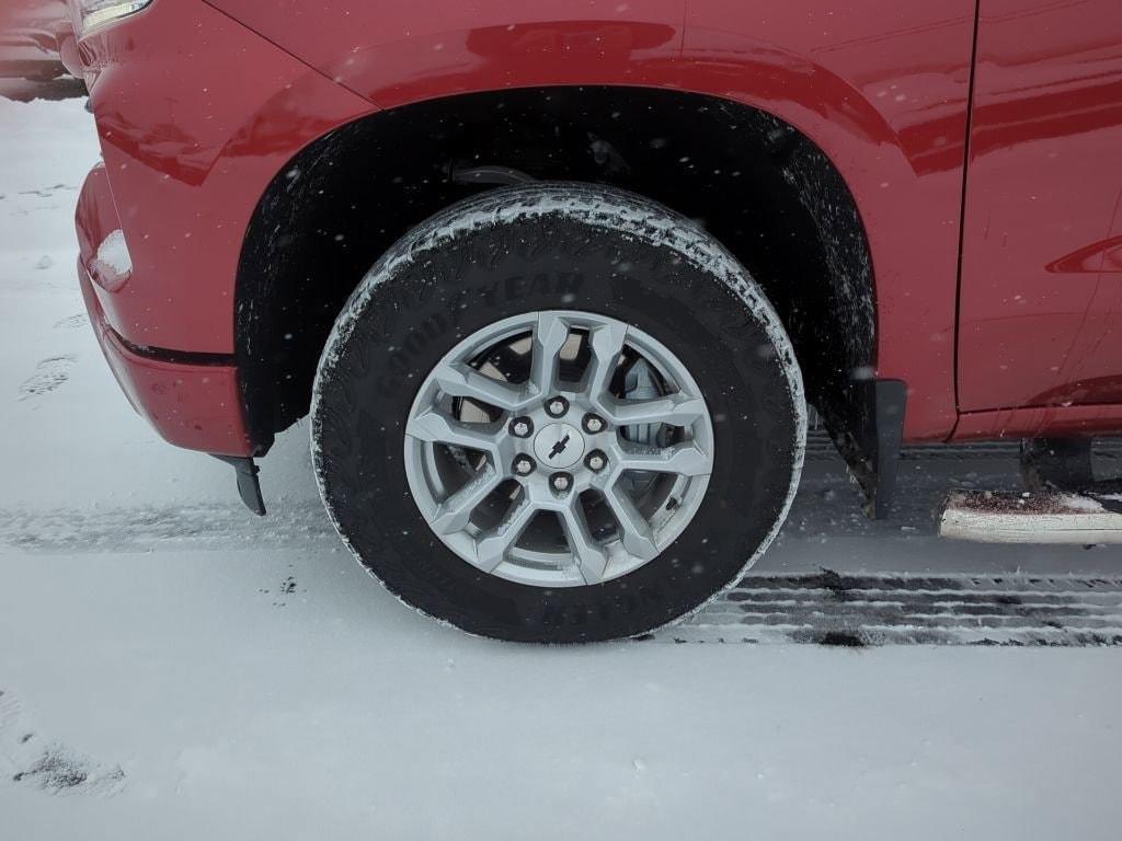 used 2025 Chevrolet Silverado 1500 car, priced at $49,900