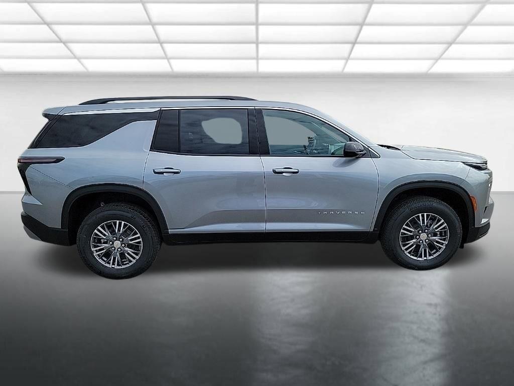 new 2026 Chevrolet Traverse car, priced at $45,345