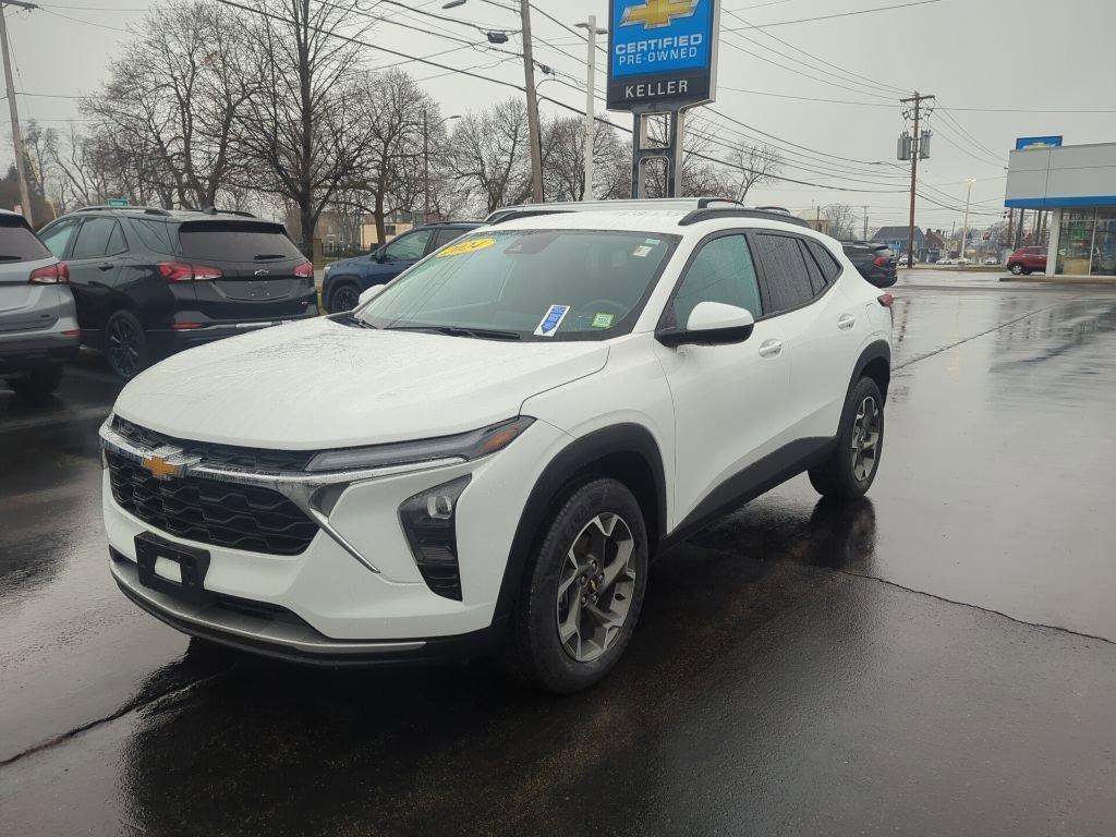 used 2024 Chevrolet Trax car, priced at $19,900