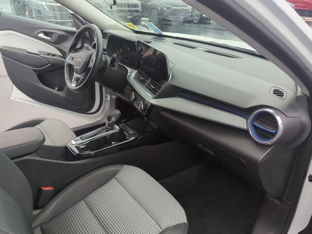used 2024 Chevrolet Trax car, priced at $19,900