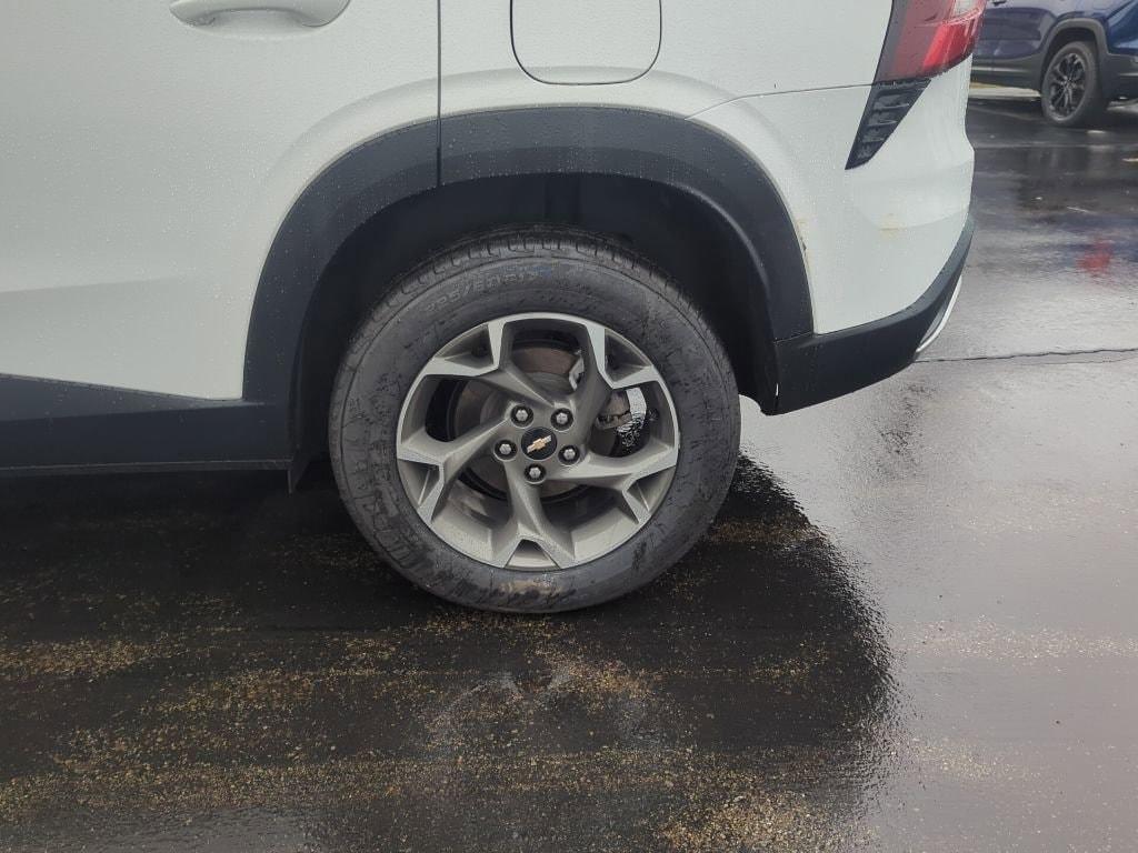used 2024 Chevrolet Trax car, priced at $19,900