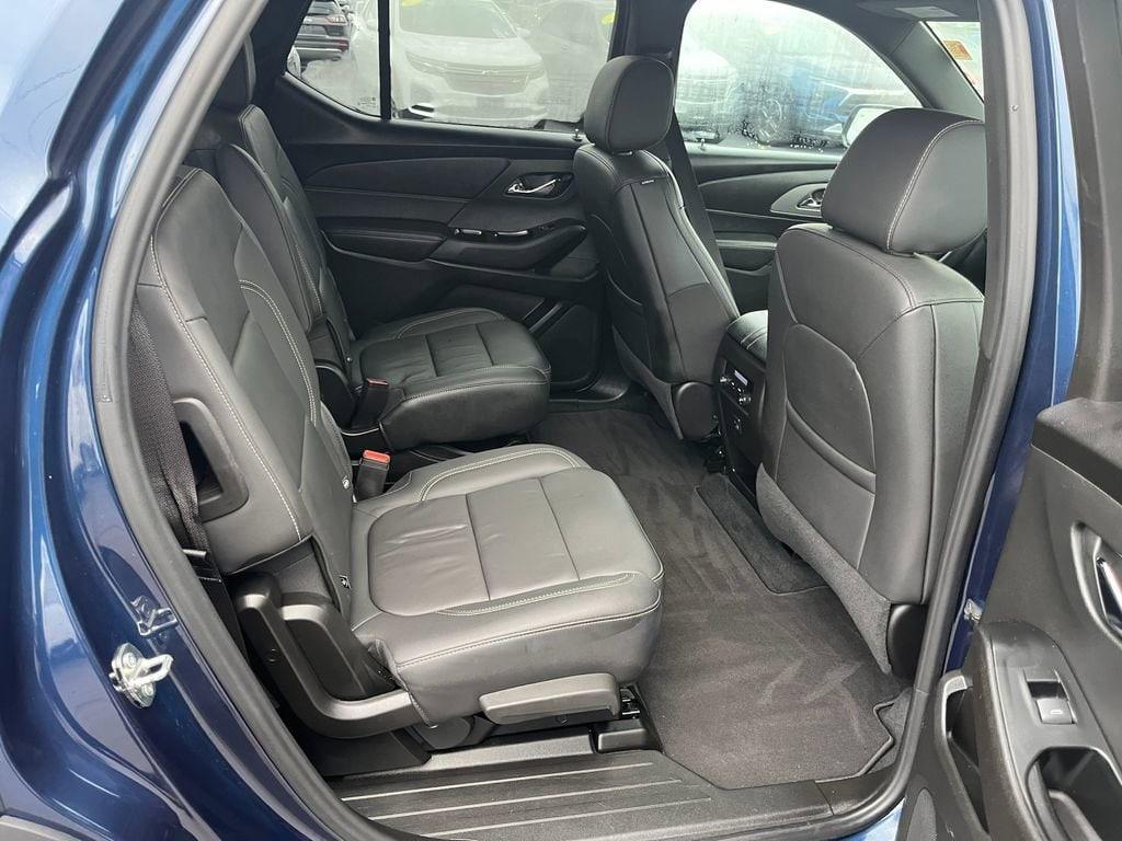 used 2023 Chevrolet Traverse car, priced at $33,417