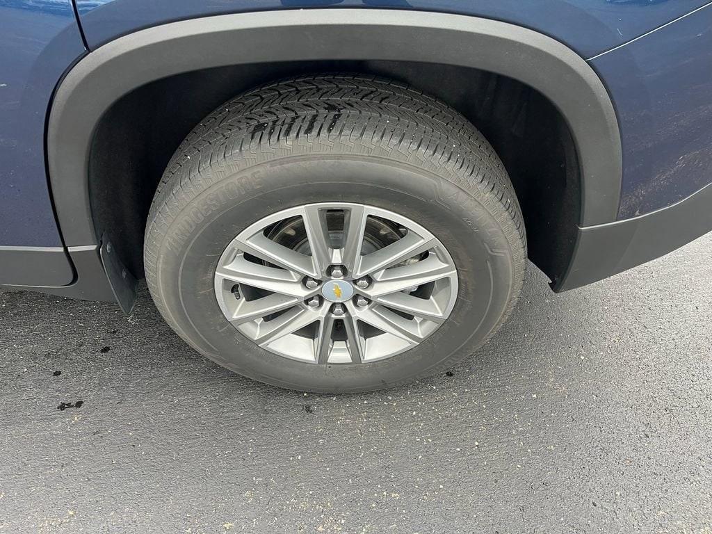 used 2023 Chevrolet Traverse car, priced at $33,417