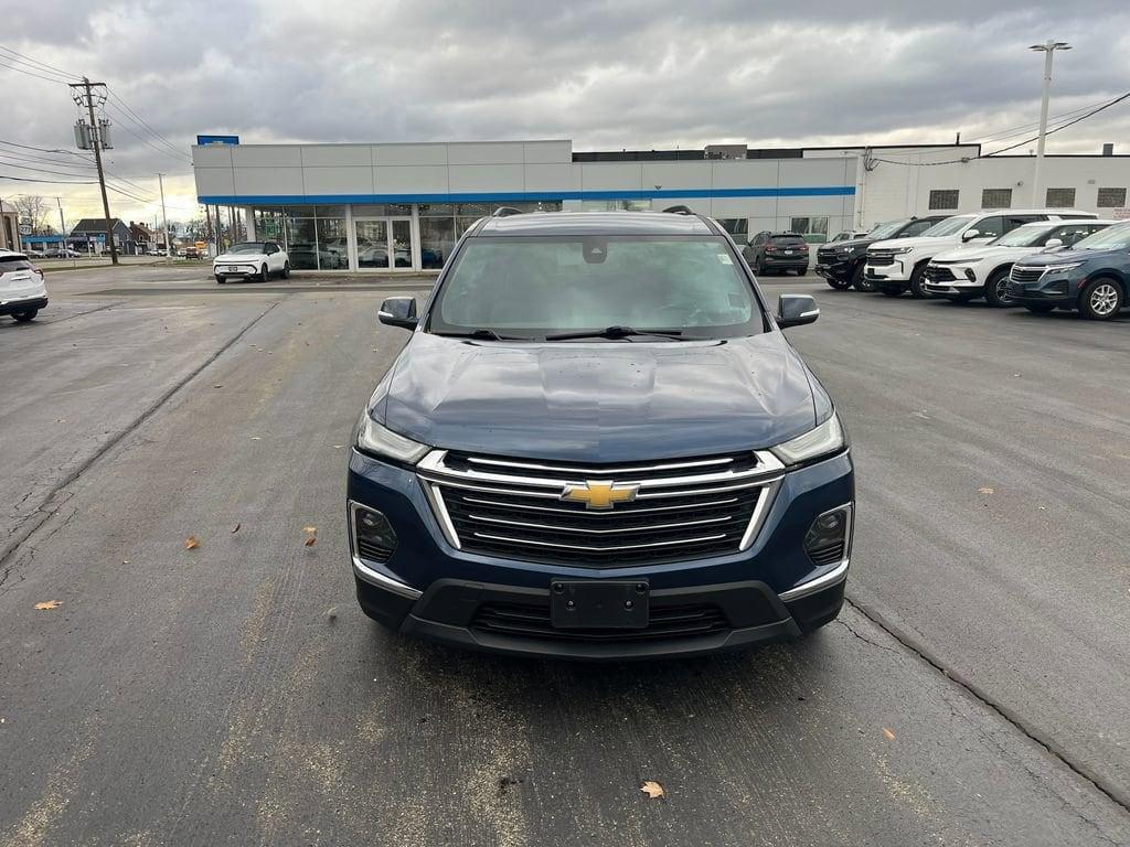 used 2023 Chevrolet Traverse car, priced at $33,417