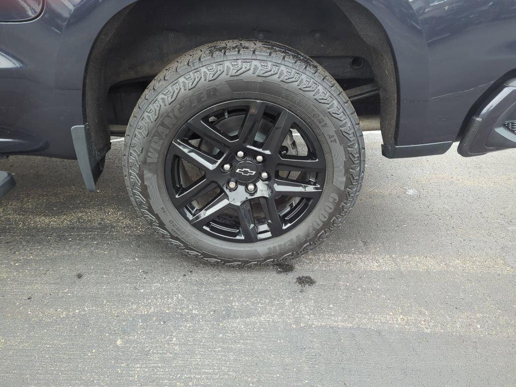 used 2022 Chevrolet Silverado 1500 car, priced at $38,600