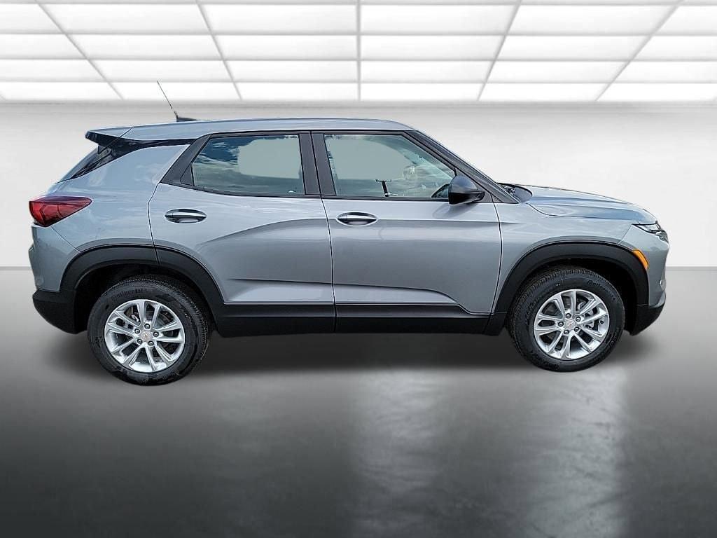 new 2026 Chevrolet TrailBlazer car, priced at $27,095