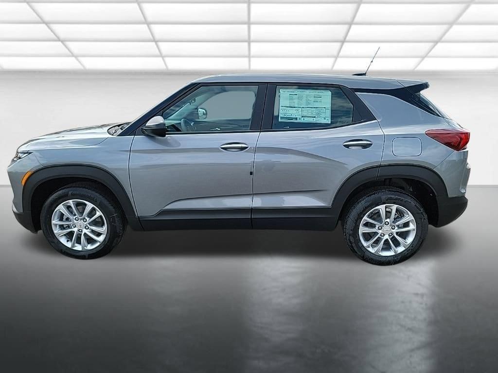 new 2026 Chevrolet TrailBlazer car, priced at $27,095