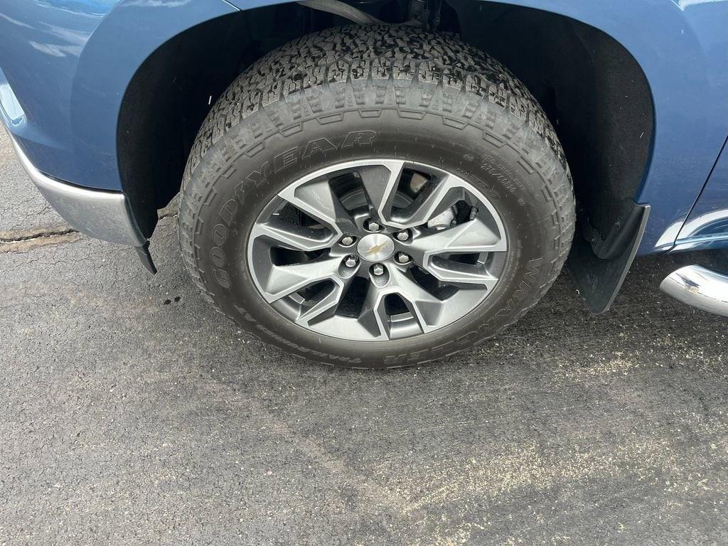 used 2024 Chevrolet Silverado 1500 car, priced at $41,400