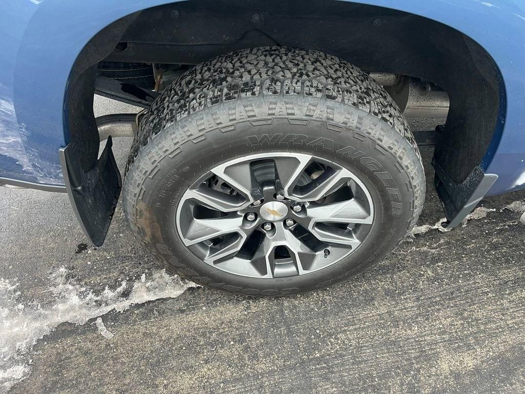 used 2024 Chevrolet Silverado 1500 car, priced at $41,400