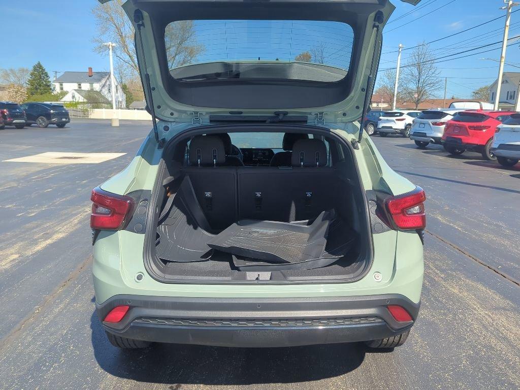 used 2024 Chevrolet Trax car, priced at $21,999