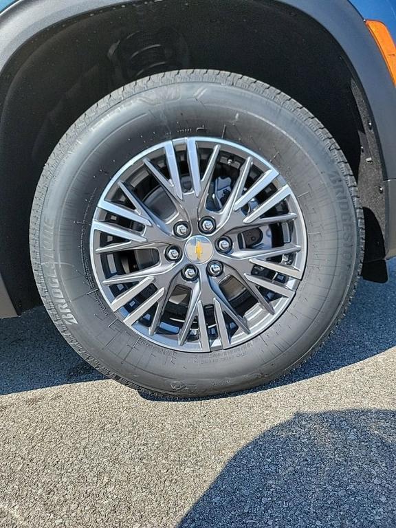 new 2026 Chevrolet Traverse car, priced at $46,020