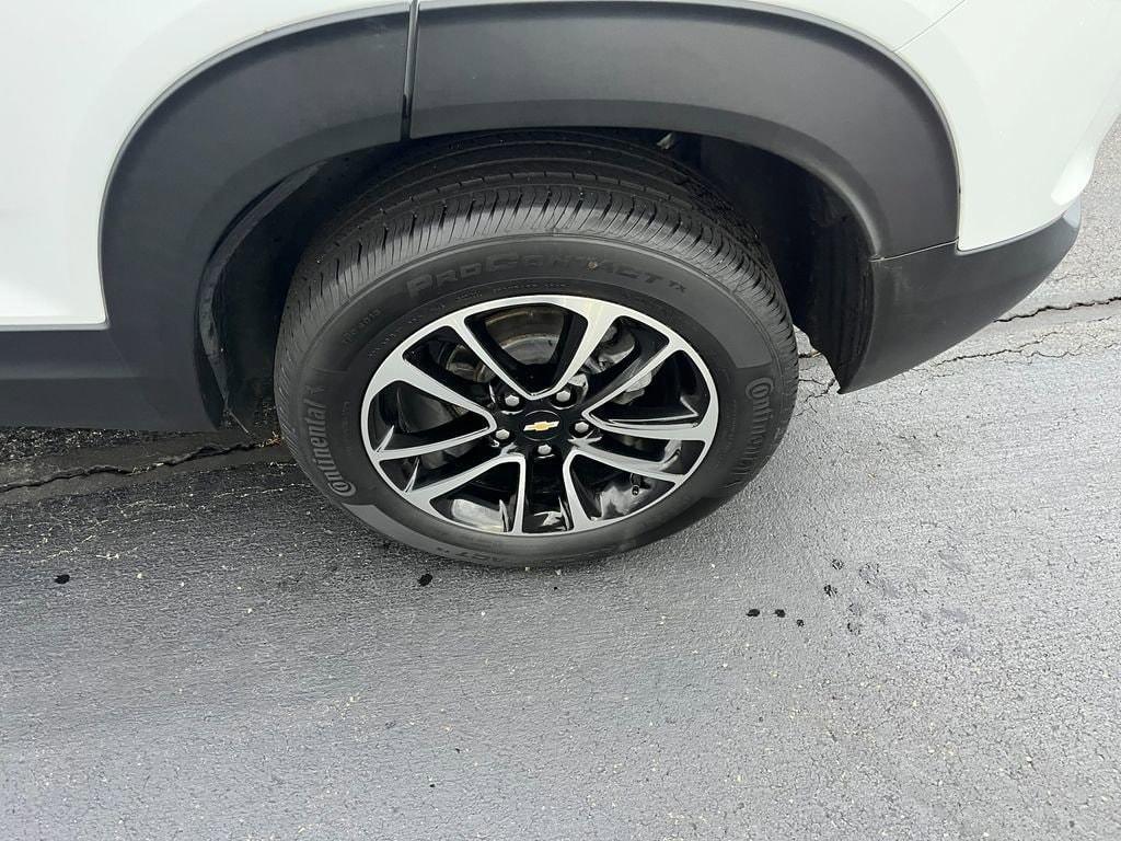 used 2024 Chevrolet TrailBlazer car, priced at $23,794