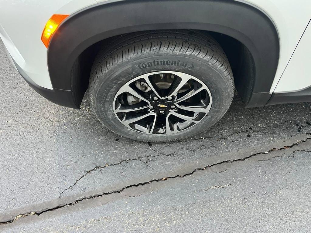 used 2024 Chevrolet TrailBlazer car, priced at $23,794