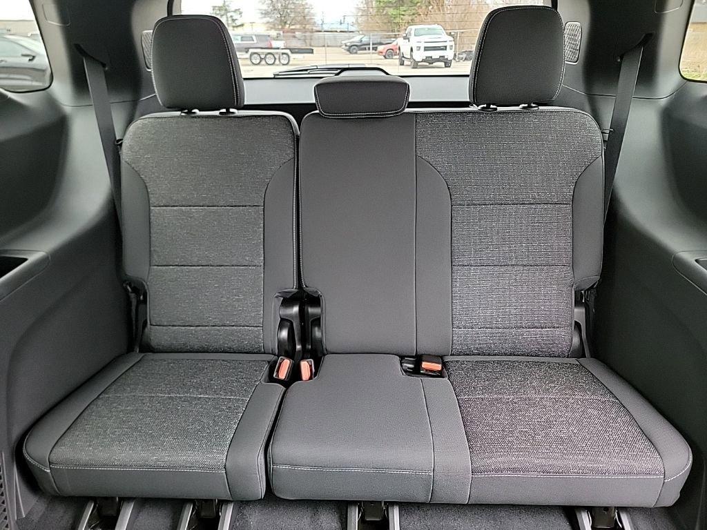 new 2026 Chevrolet Traverse car, priced at $47,080
