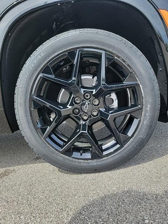 new 2026 Chevrolet Traverse car, priced at $62,114