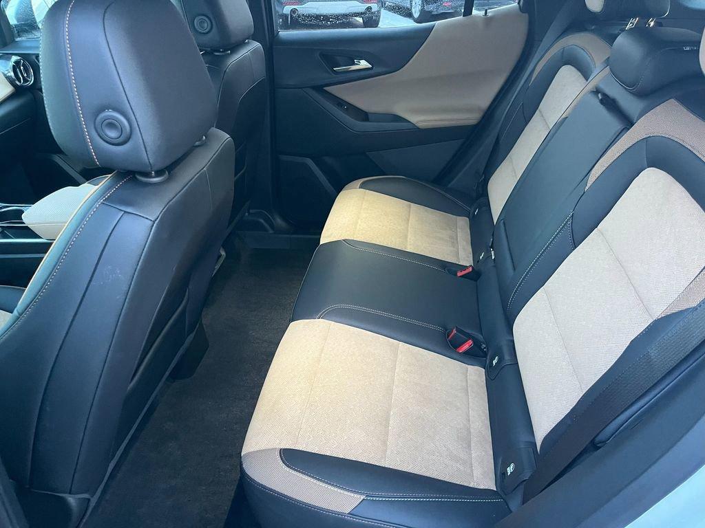 used 2025 Chevrolet Equinox car, priced at $32,900