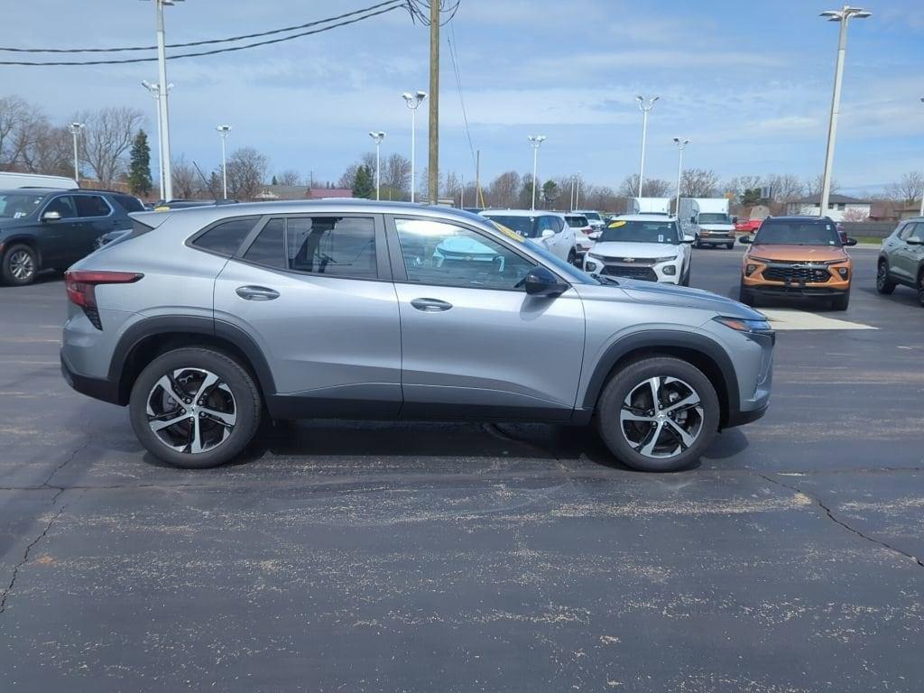 used 2024 Chevrolet Trax car, priced at $22,300