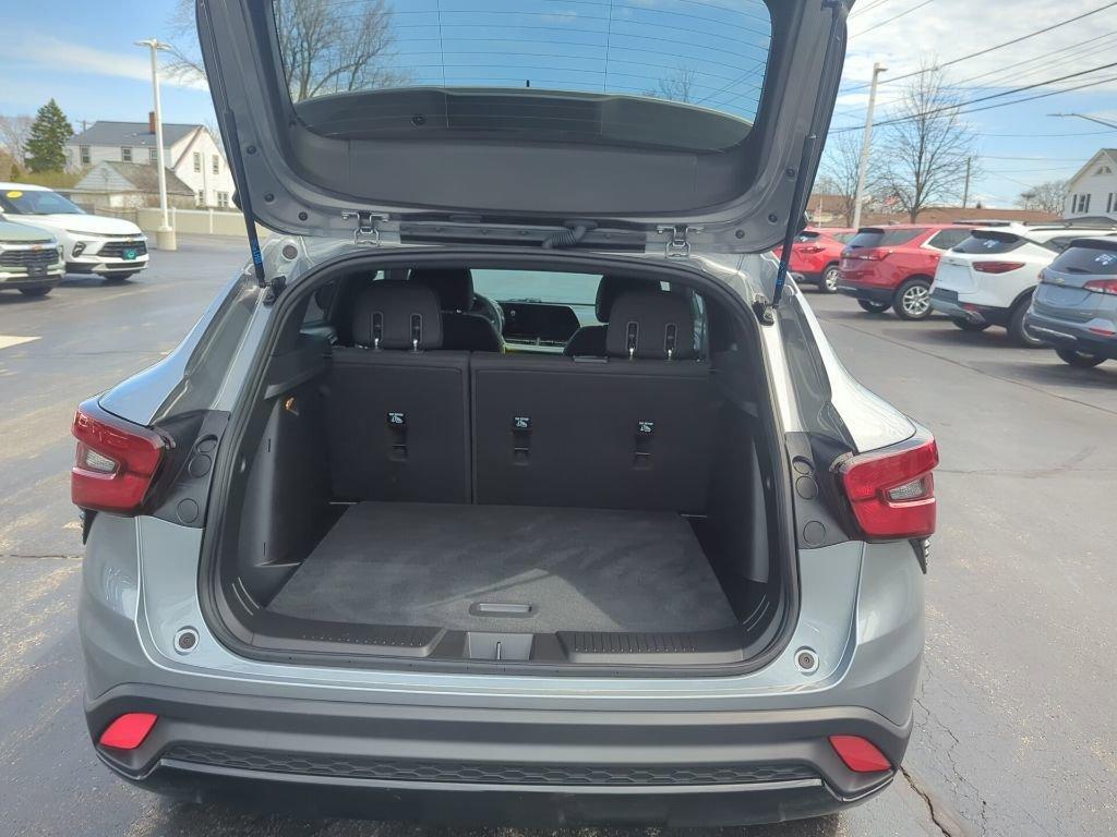 used 2024 Chevrolet Trax car, priced at $22,300
