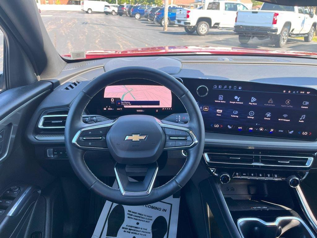 used 2025 Chevrolet Traverse car, priced at $40,000