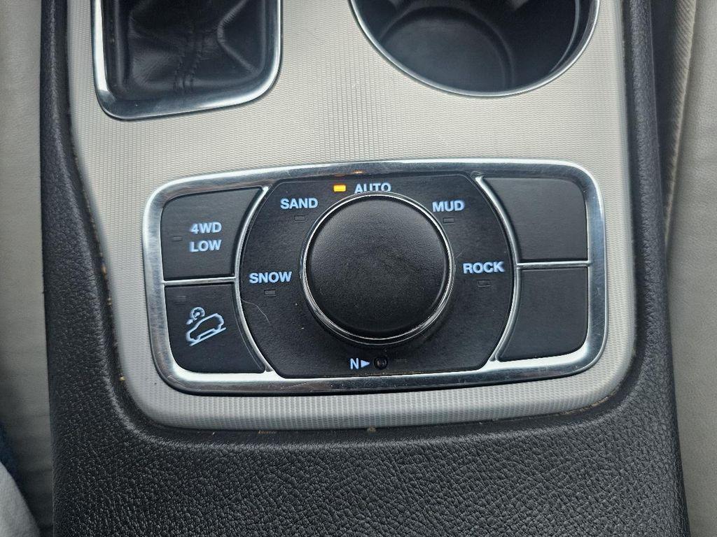 used 2018 Jeep Grand Cherokee car, priced at $15,995