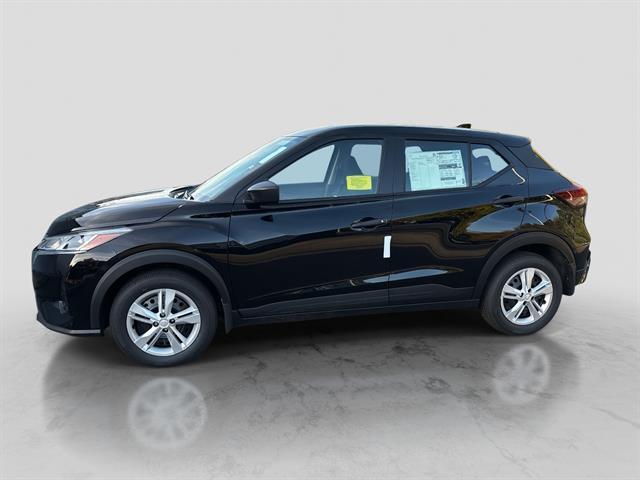 new 2025 Nissan Kicks Play car, priced at $21,097