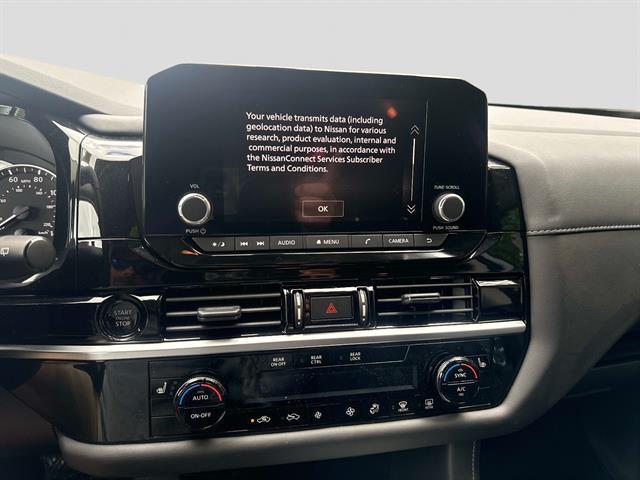 new 2025 Nissan Pathfinder car, priced at $39,105