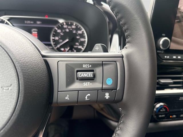 new 2025 Nissan Pathfinder car, priced at $39,105