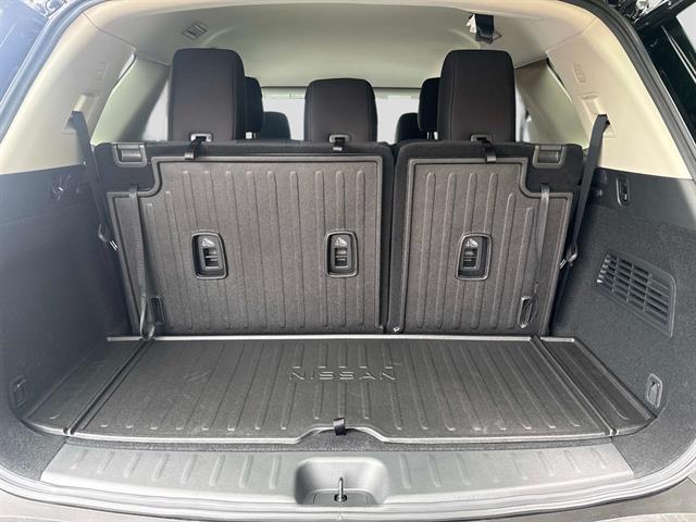 new 2025 Nissan Pathfinder car, priced at $39,105