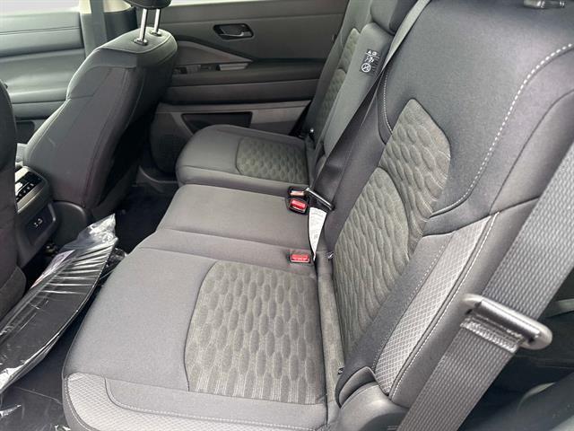 new 2025 Nissan Pathfinder car, priced at $39,575
