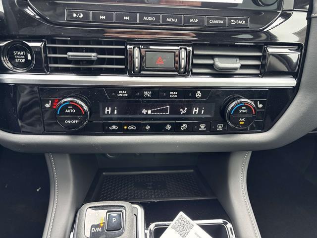 new 2025 Nissan Pathfinder car, priced at $45,924