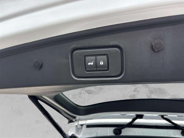 new 2025 Nissan Pathfinder car, priced at $45,924