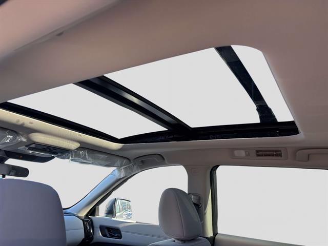 new 2025 Nissan Pathfinder car, priced at $40,879