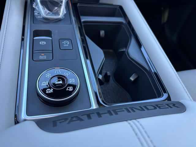 new 2025 Nissan Pathfinder car, priced at $40,879